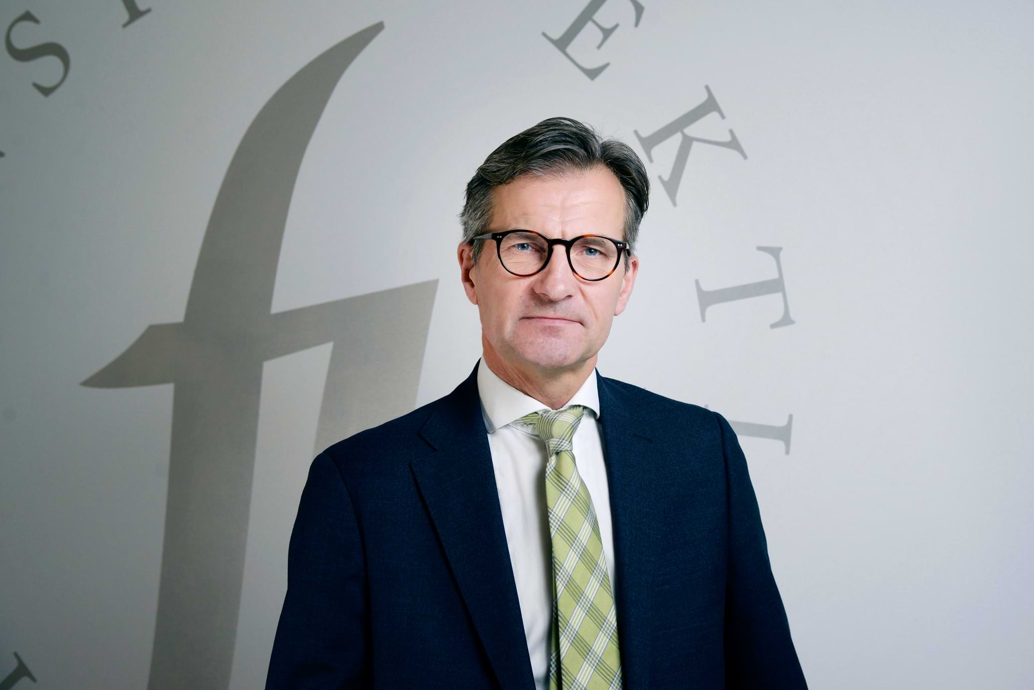 Allt fler stora privatlån - men små lån ökar mest 5 Erik Thedeen på Finansinspektionen